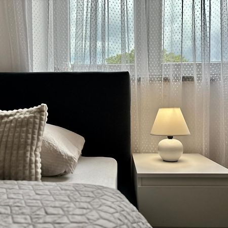 Apartment "Gabrijela" 普拉 外观 照片